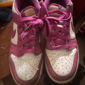Nike Fuchsia and Cream Sneakers